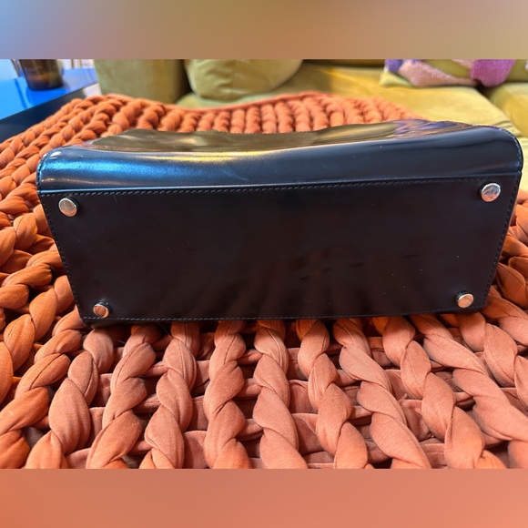 Frances Valentine handbag. Size medium in patent black - Picture 3 of 9